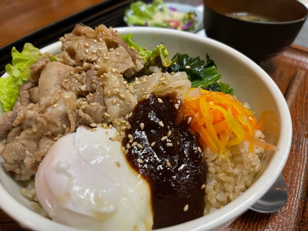 豚の生姜焼きビビンバ定食