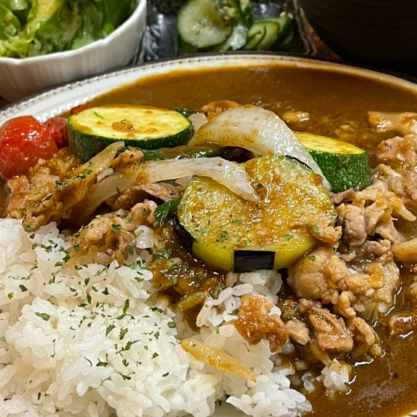 旬野菜と豚の生姜焼きカレー定食