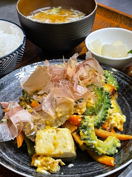 ゴーヤーちゃんぷるー定食