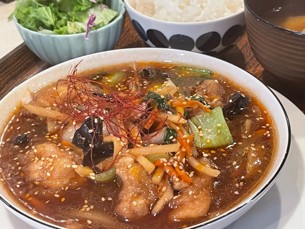 酸辣湯唐揚げ定食