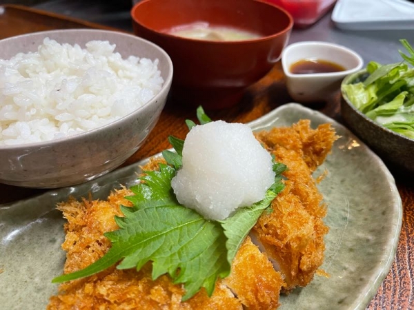 おろしそチキンかつ定食