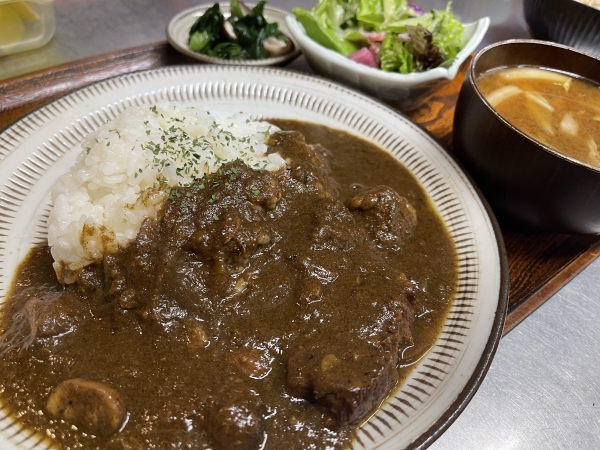 欧風ビーフカレー定食